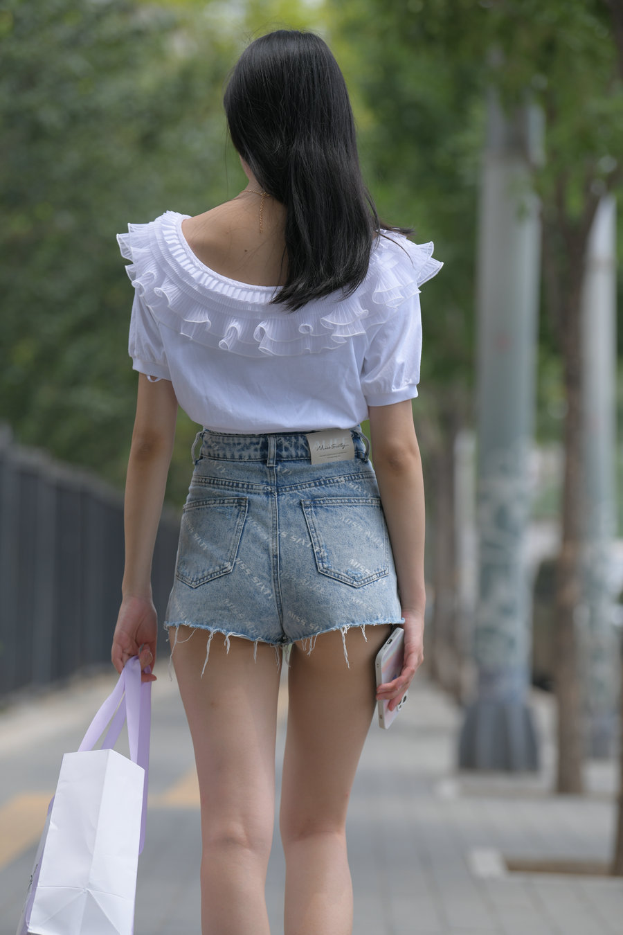 J2219 644P1V-23.3GB-七七街拍