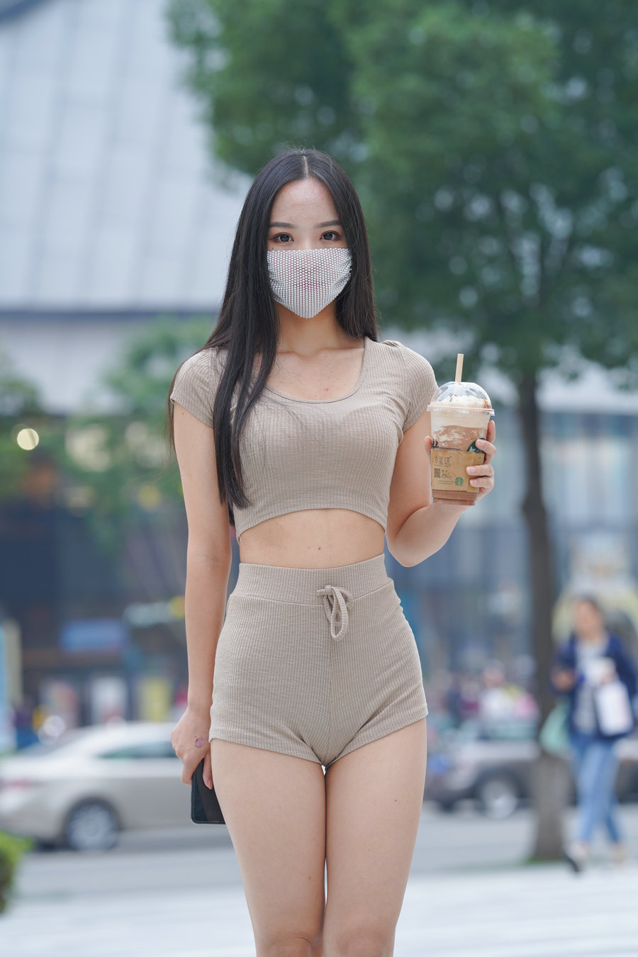 J2027 417P5V-14.9GB-七七街拍