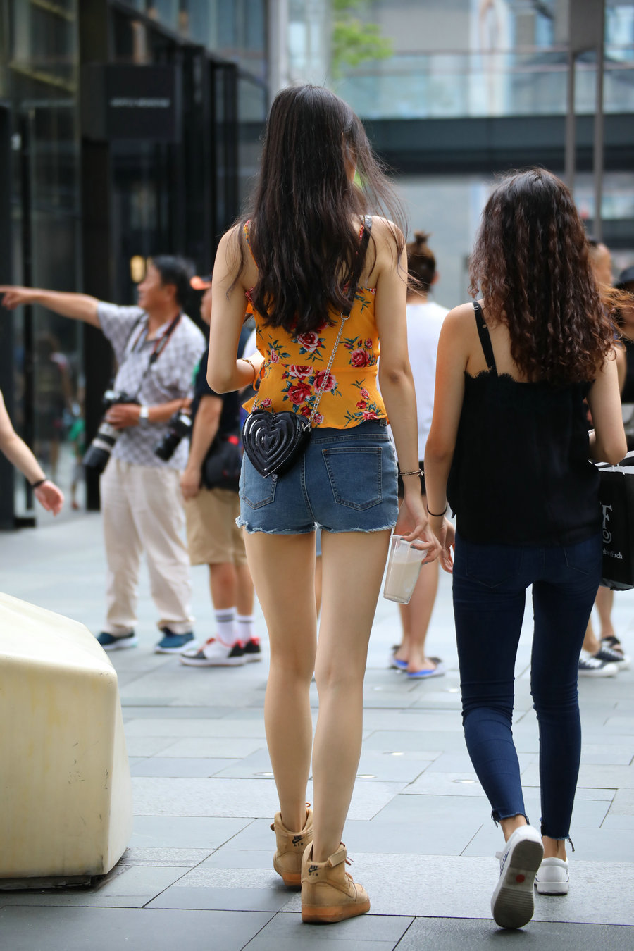 J2023 30P-255MB-七七街拍