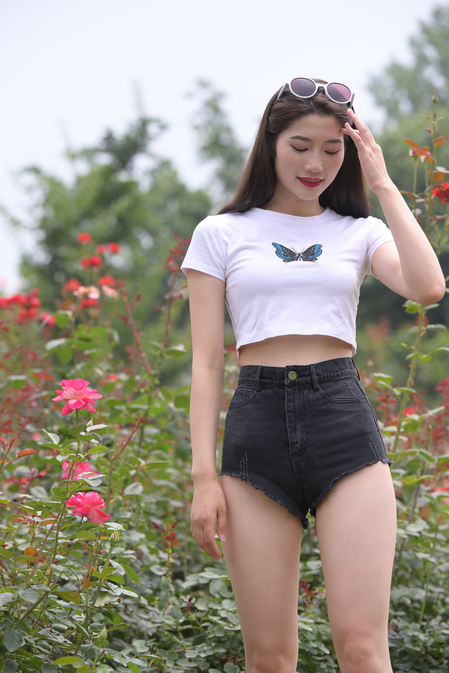 J1895 873P1V-25.6GB-七七街拍