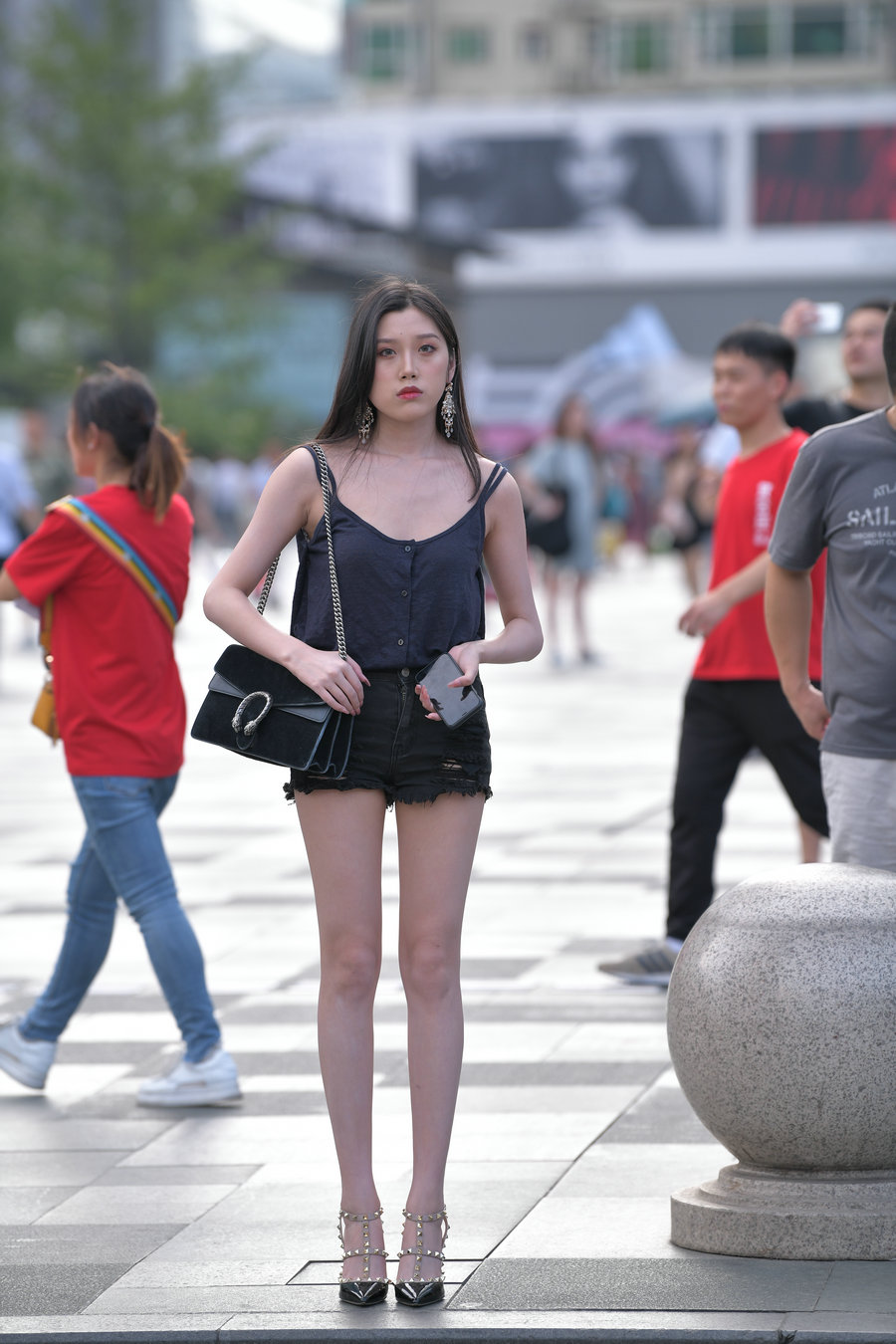 J1844 215P2V-3.08GB-七七街拍