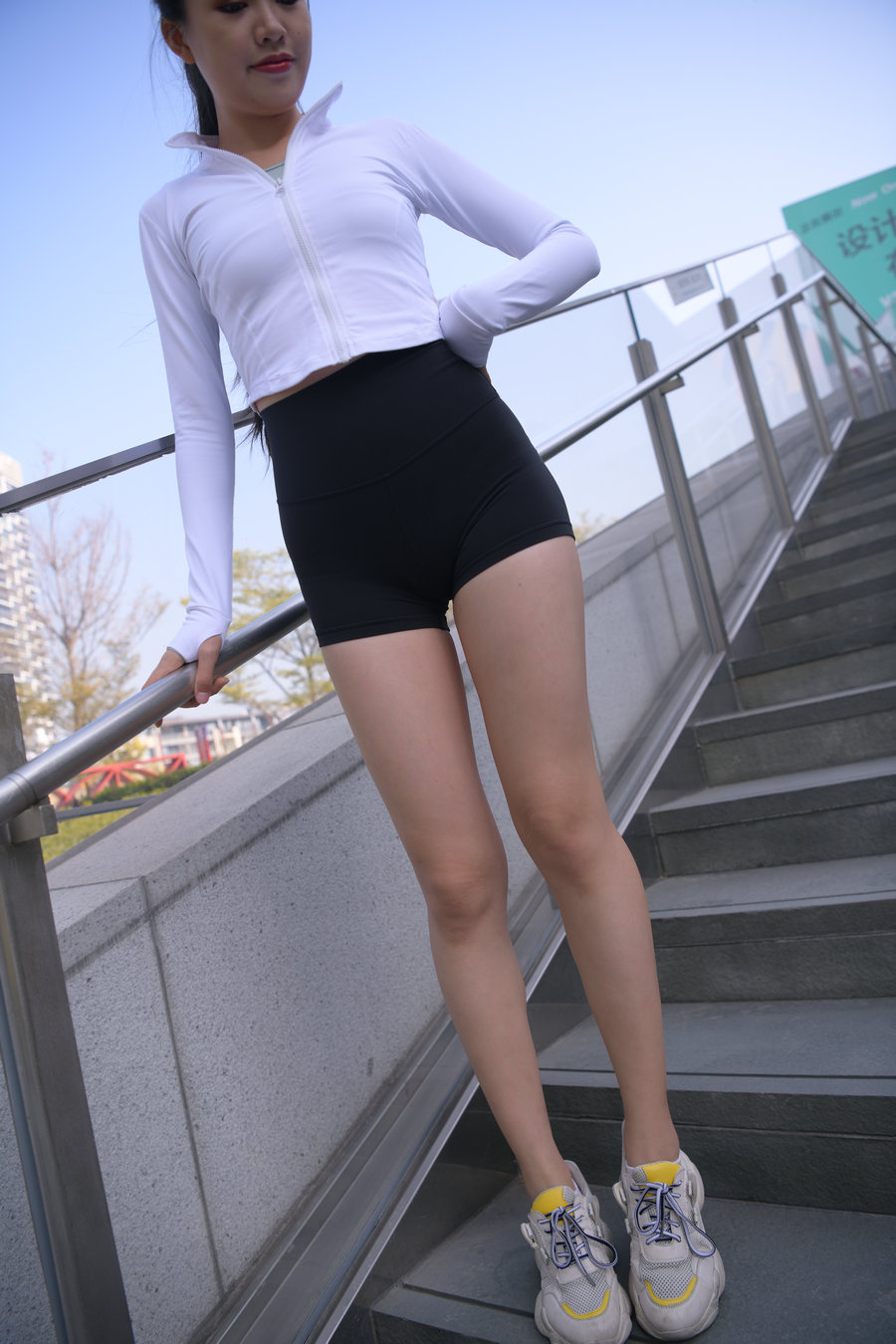 J1460 1222P1V-33.7GB-七七街拍