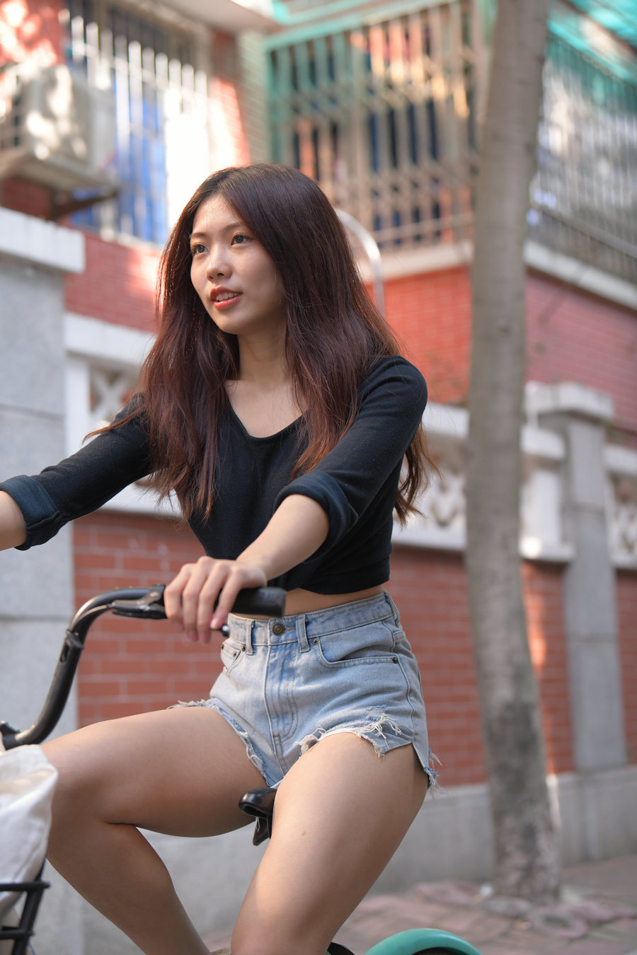 J1414 955P1V-27.5GB-七七街拍