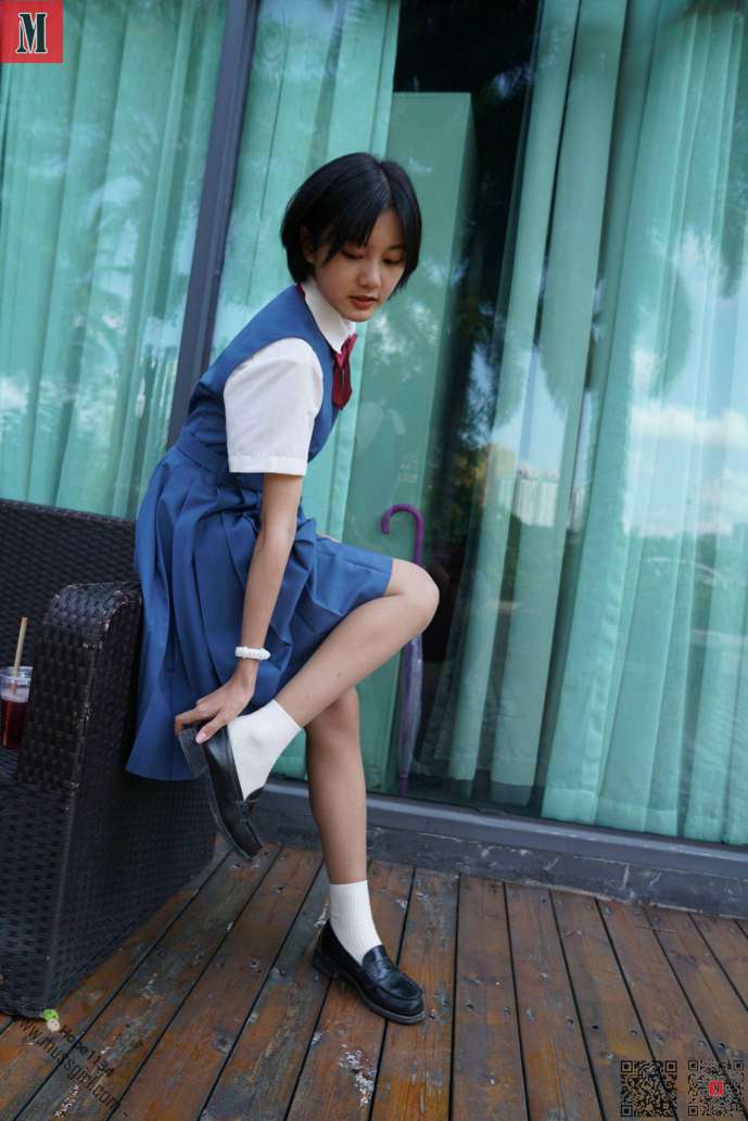 图片[6]-一副学生模样的短发姑娘【112P】20023-七七街拍