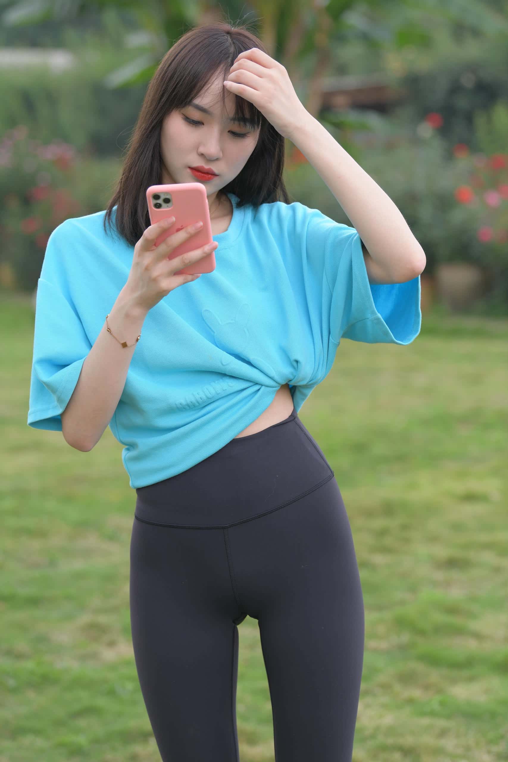 乖乖女瑜伽裤女孩【538P】J2224-七七街拍