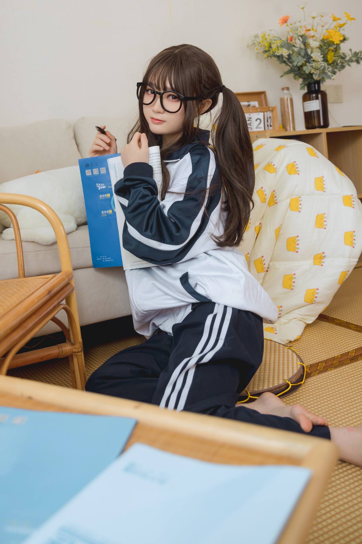 图片[4]-穿校服的双马尾女孩【64P】20010-七七街拍