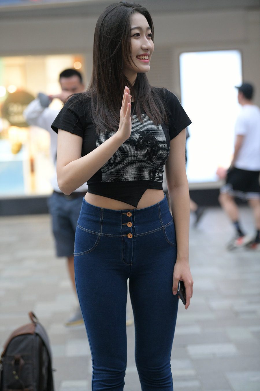 紧身牛仔裤女人J2784 240P-6.66GB-七七街拍