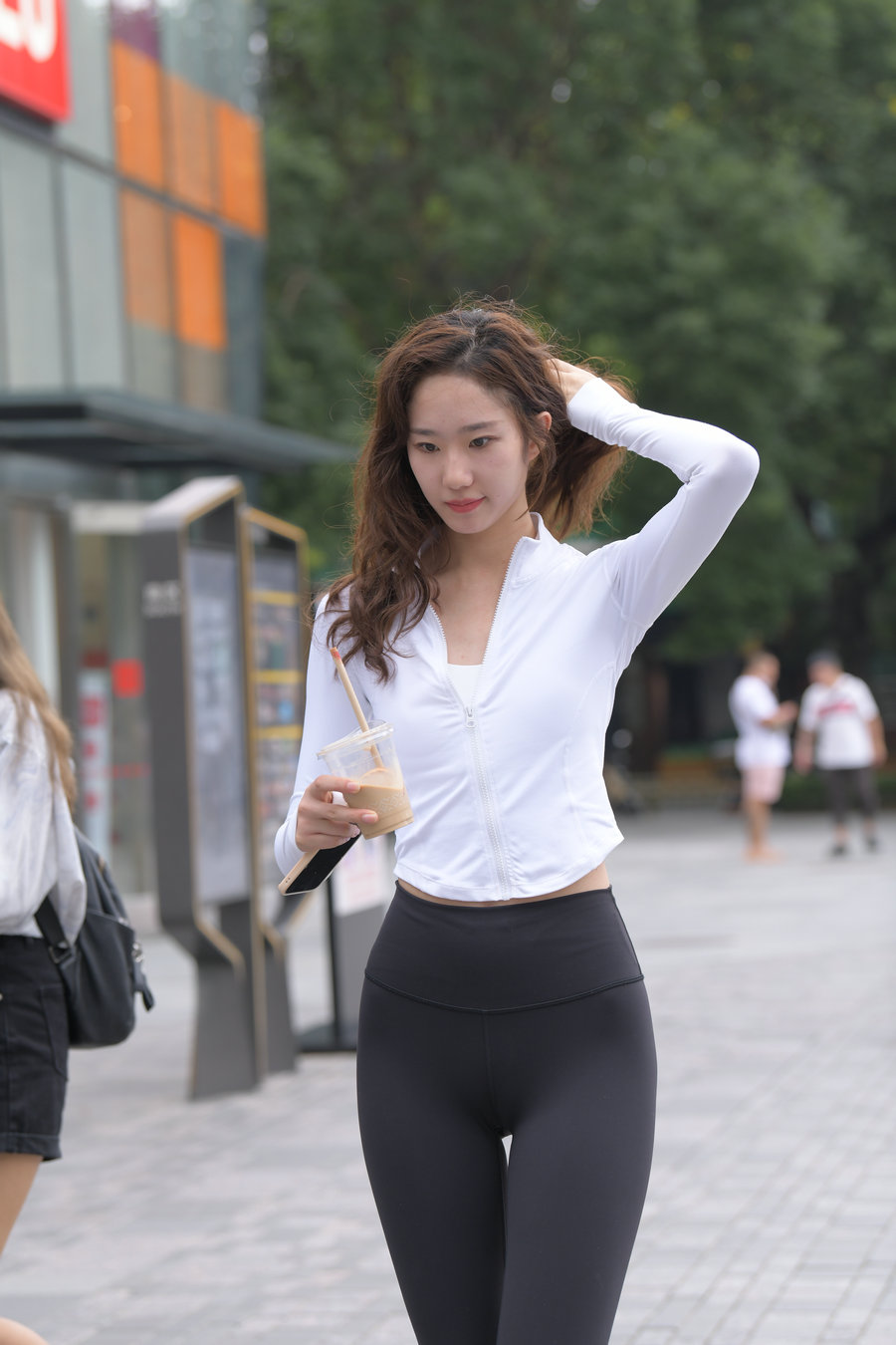 图片[3]-像刘亦菲的黑色瑜伽裤女孩J2237 340P1V-14.8GB-七七街拍