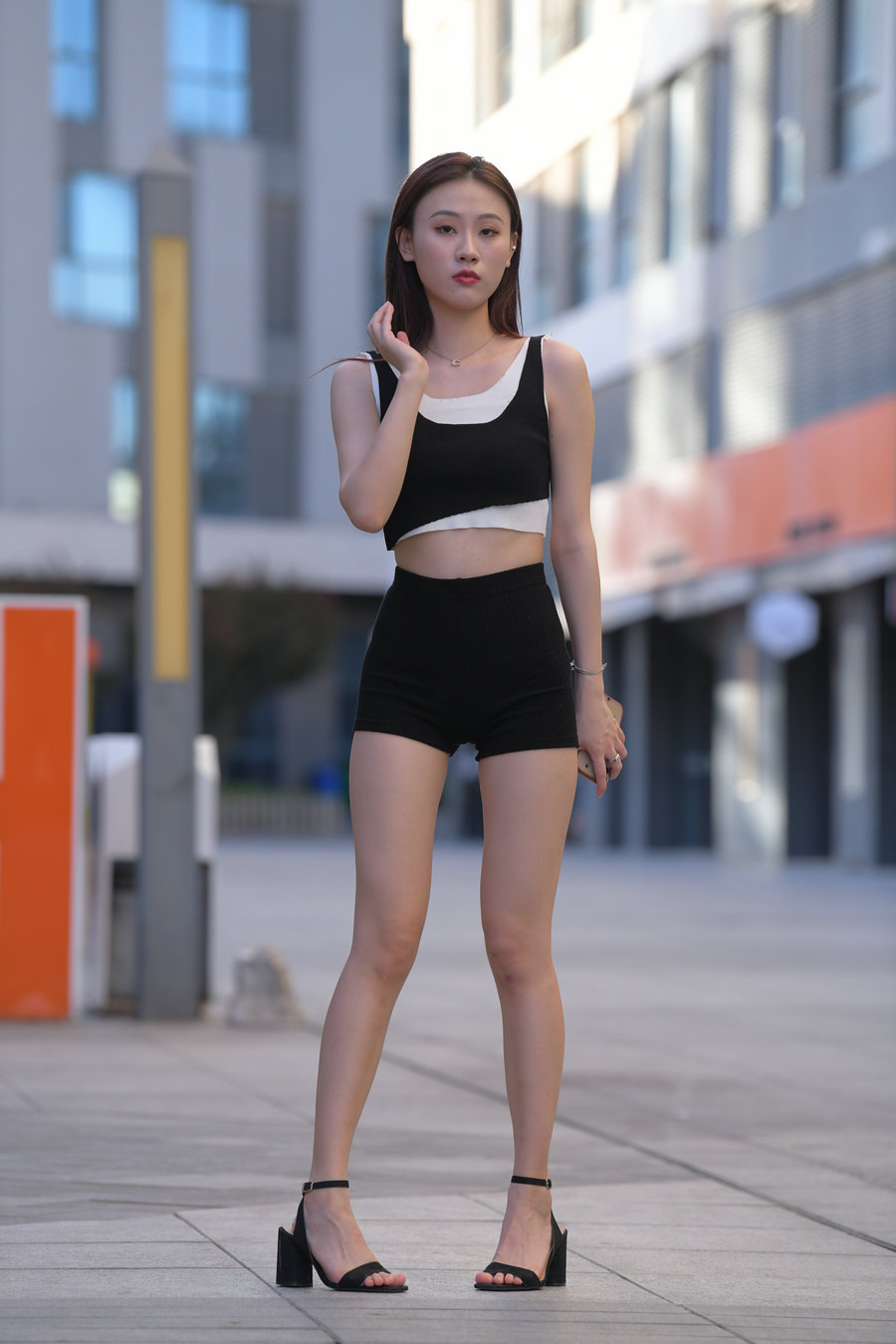 J3258 620P2V-32.4GB-七七街拍