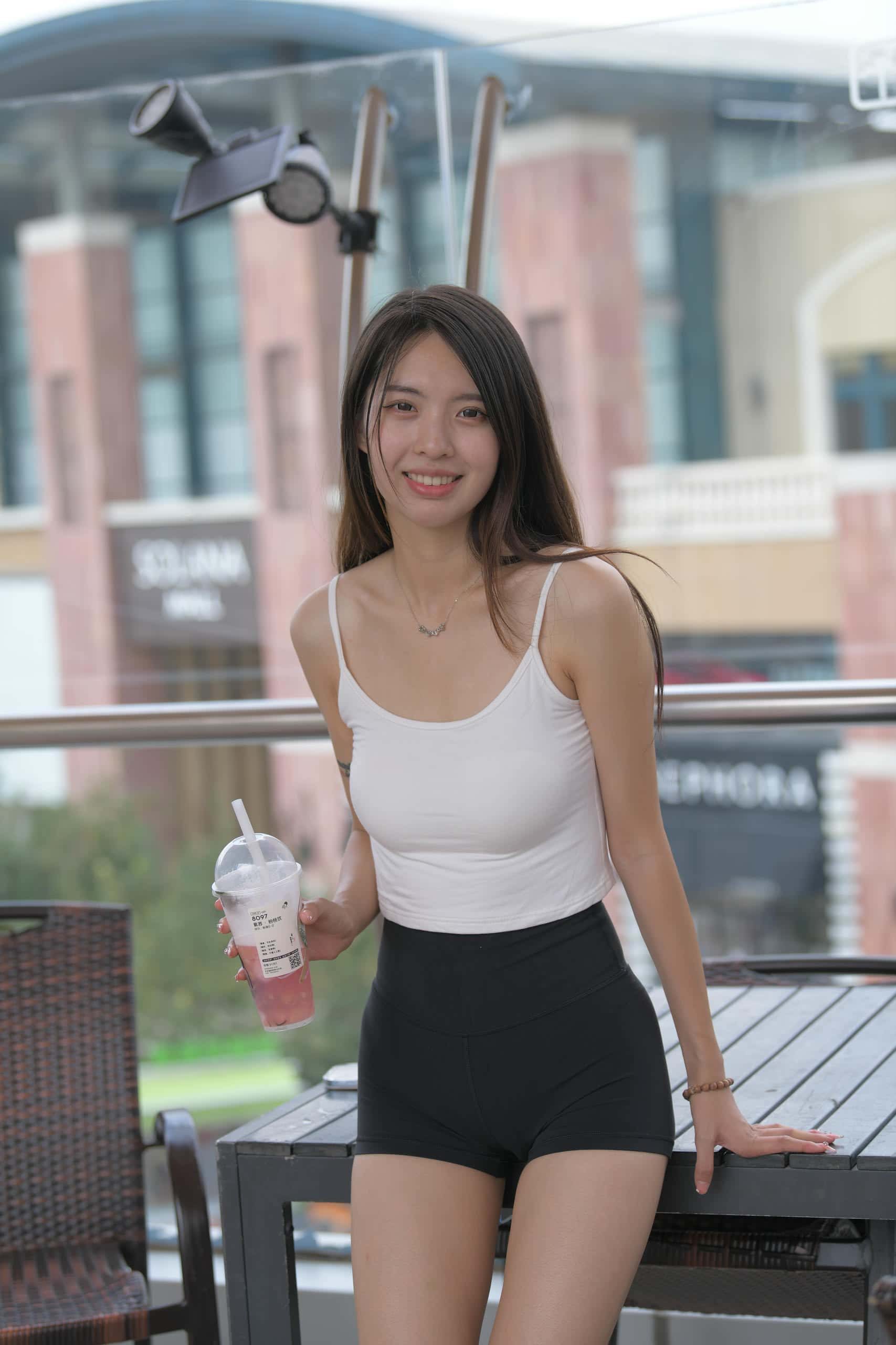 路上偶遇身材超好的妹子【887P】J4010-七七街拍