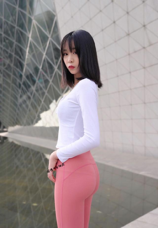 图片[4]-粉色瑜伽裤年轻女孩 J1311 417P17V-14.9GB-七七街拍