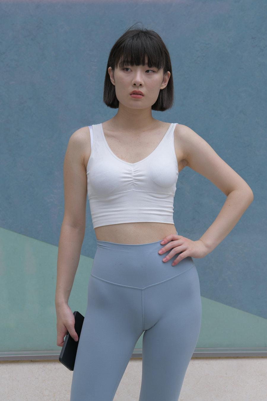 短发女孩J4175 379P2V-26.5GB-七七街拍