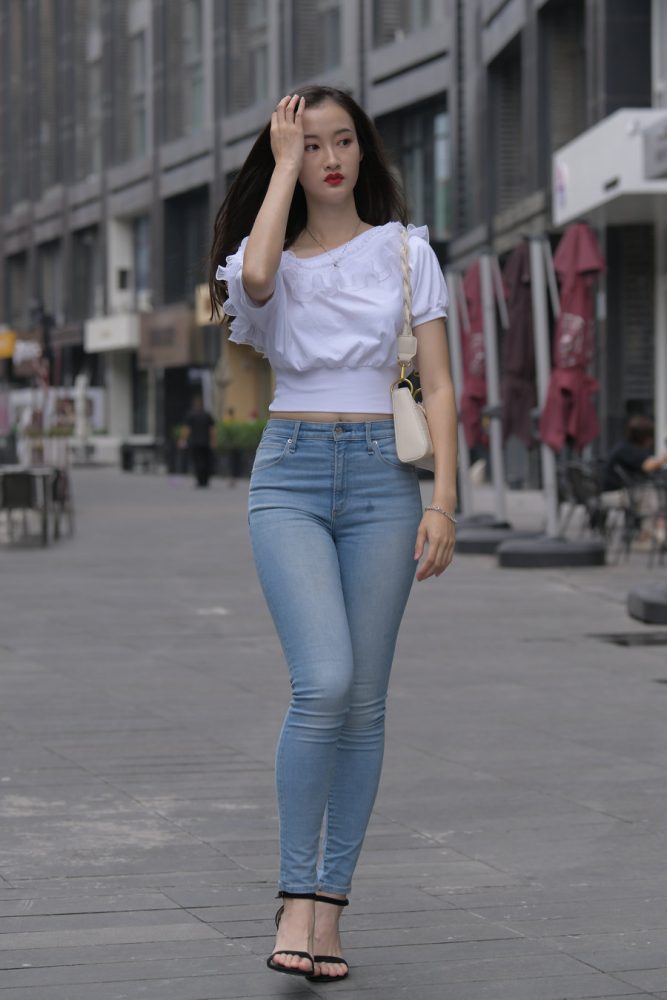 紧身牛仔裤女孩J2177 370P2V-19.4GB-七七街拍