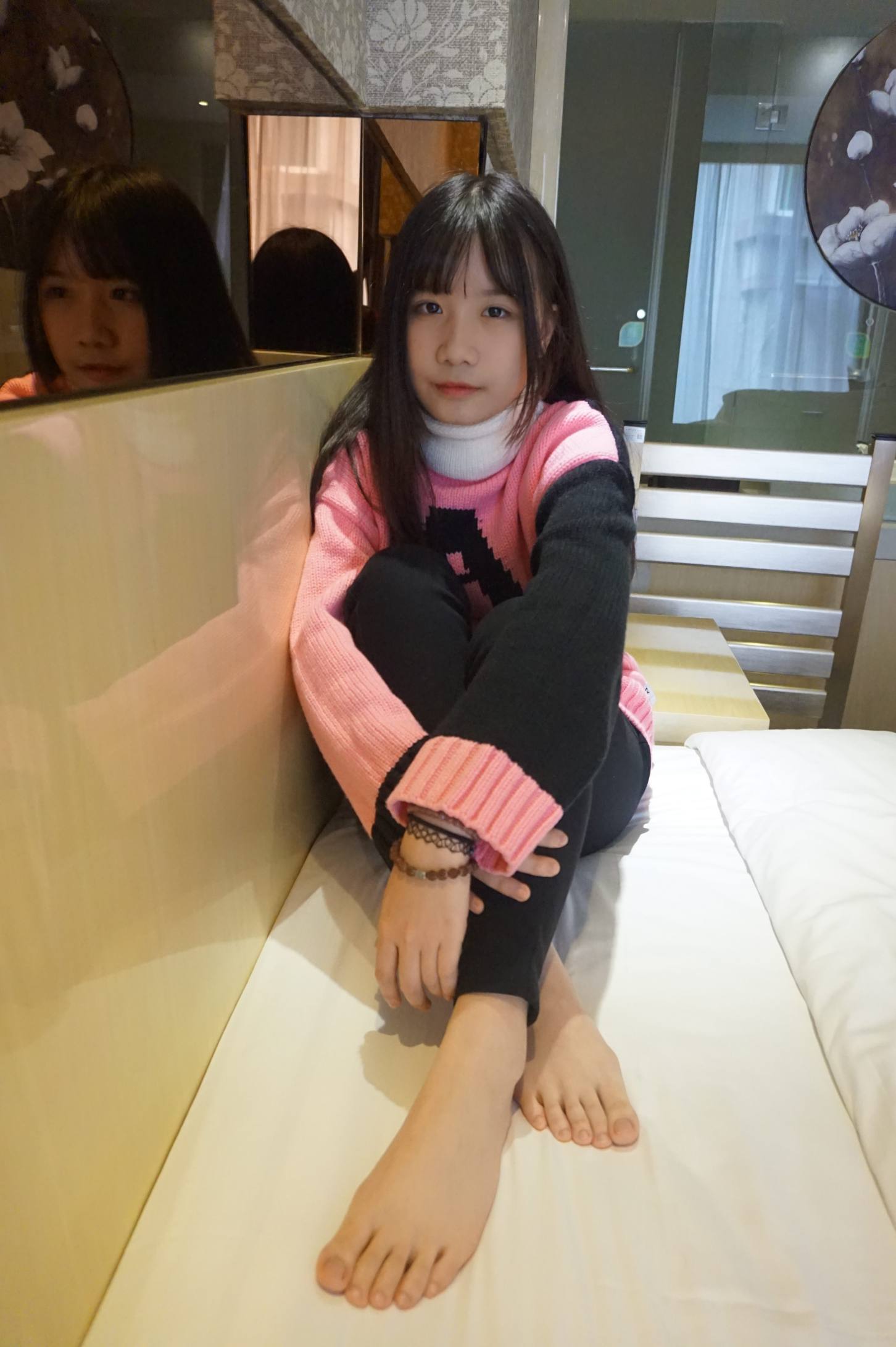 图片[3]-齐刘海的长发女孩【70P】20016-七七街拍