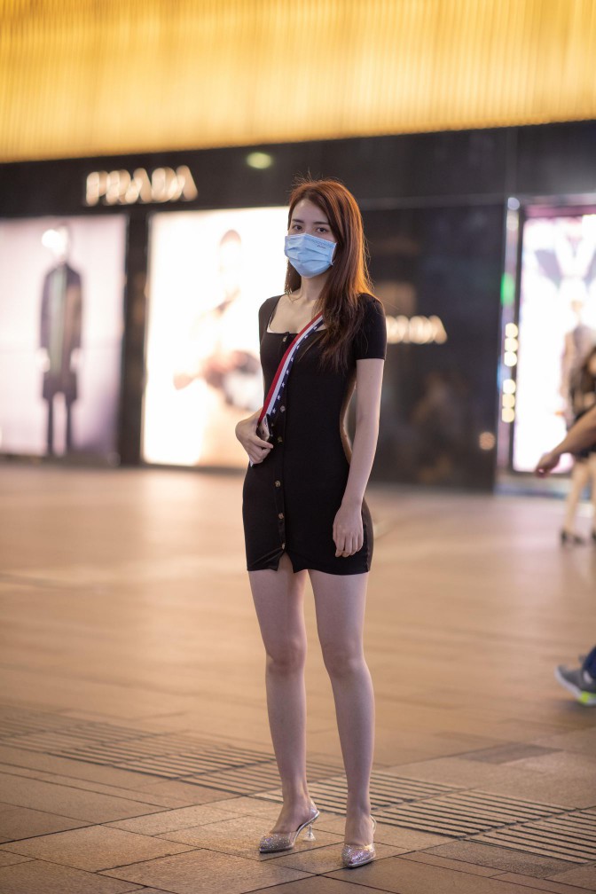 逛商场的黑色包臀裙美丽女孩【385P】00050-七七街拍