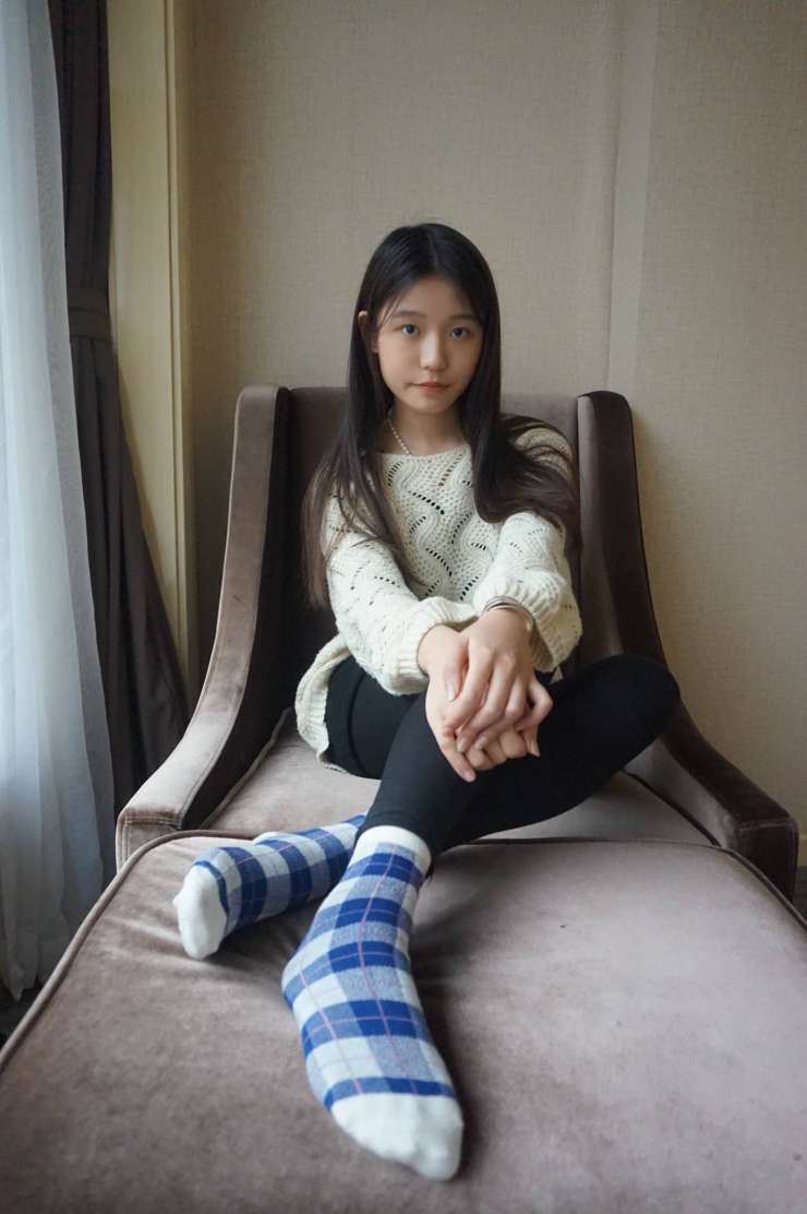 图片[6]-眼神很清澈的赤脚女孩【59P】20020-七七街拍