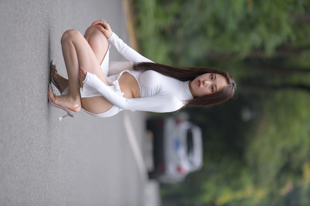 图片[5]-非常精致的侧边裙姑娘，忒好看了！【299P】00017-七七街拍