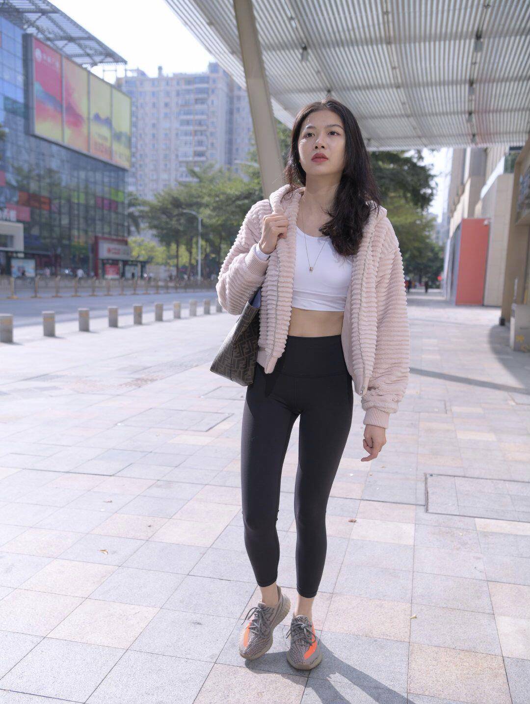 图片[3]-逛街的紧身瑜伽裤女孩 J1455 411P2V-26.6GB-七七街拍