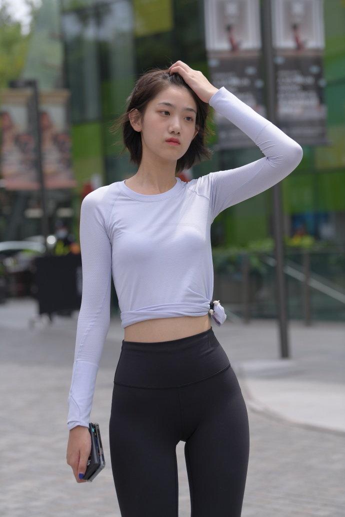 图片[3]-短发长腿的女生J2791 292P-5.71GB-七七街拍