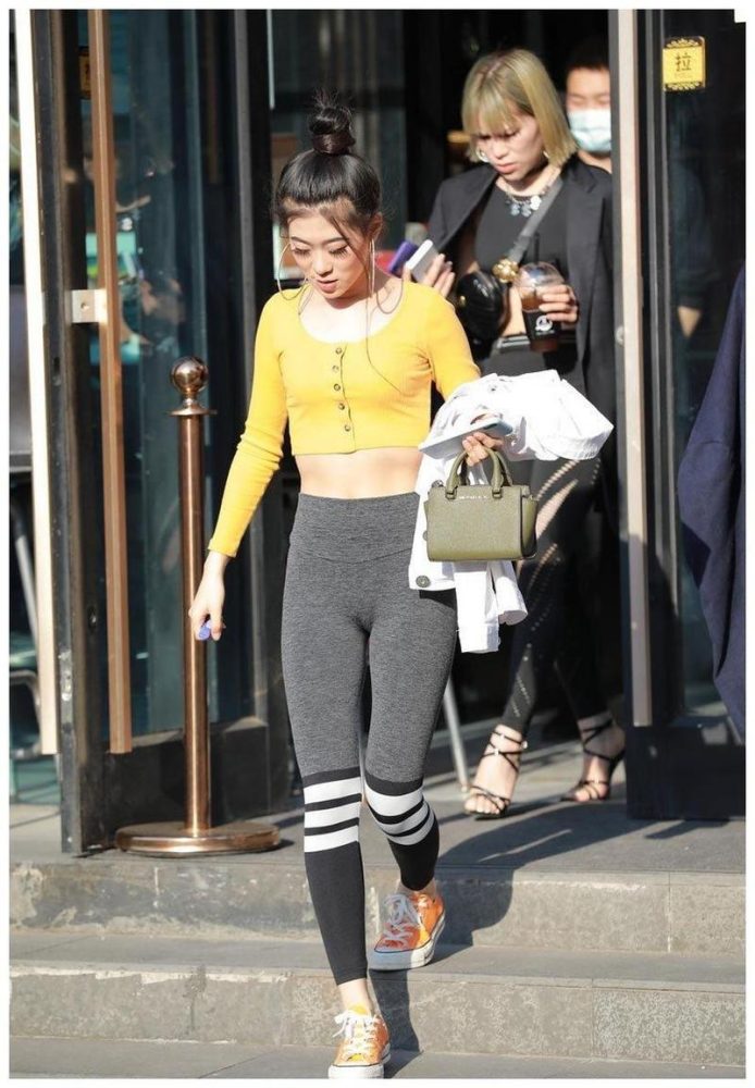 图片[3]-大耳环瑜伽裤女孩J2126 102P5V-2.62GB-七七街拍