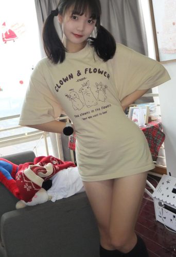 图片[10]-网格丝袜的清纯双马尾小姑娘-七七街拍