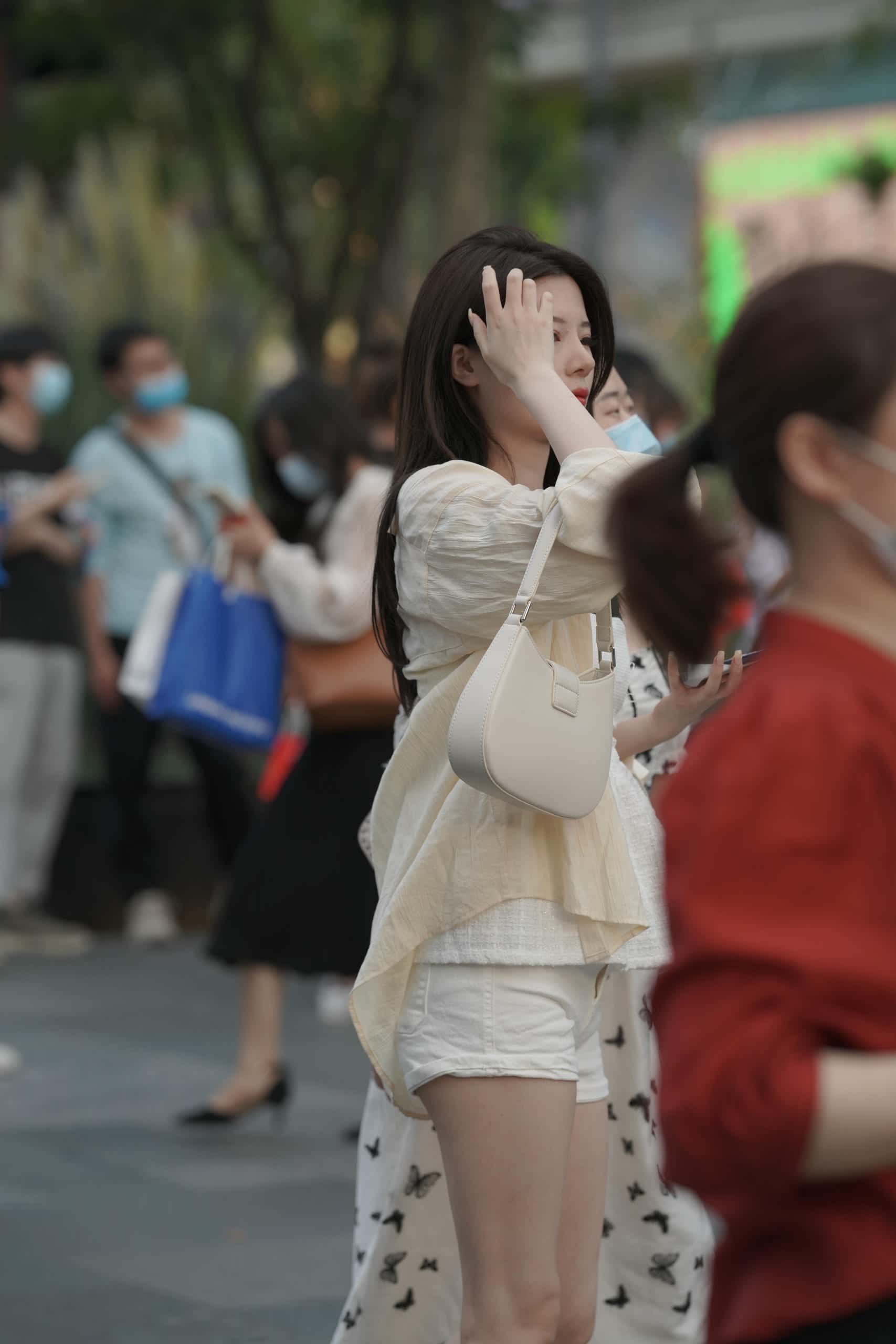 我的白月光【70P】J3238-七七街拍