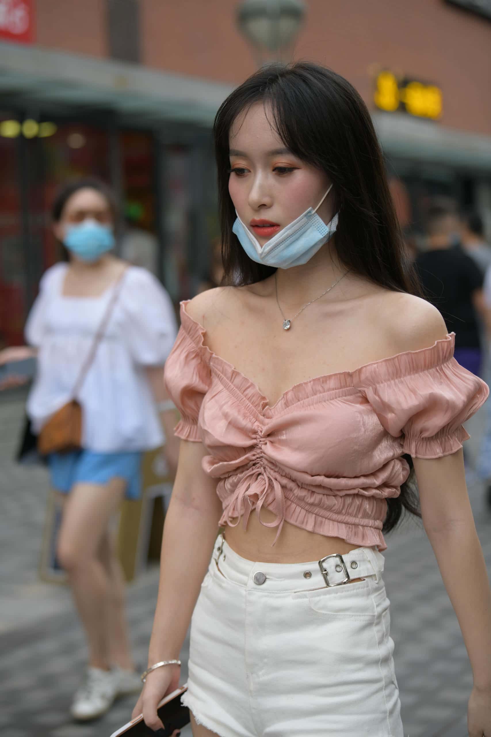 清纯动人粉白搭配【100P】J7926-七七街拍