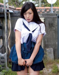 美女佐佐木心音性感写真-七七街拍